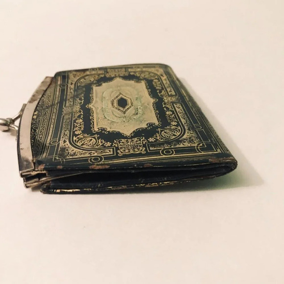 Vintage Change Purse  Faux Leather Coin Purse - Picture 6 of 14